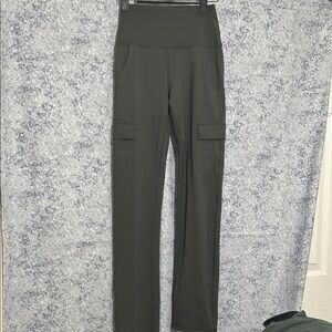 Women's LoLe High-Waisted Cargo Pants - Gray